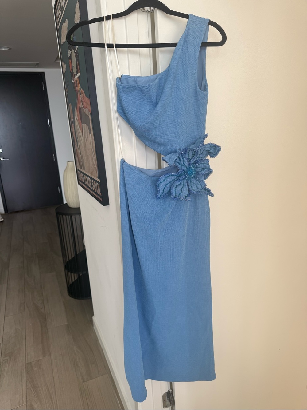 PatBO Sky Blue One-Shoulder Cutout Midi Dress with Floral Applique - Picture 5 of 8